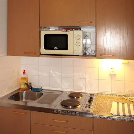 Garova 110w Apartment